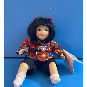 Vintage Marie Obmond mini porcelain doll Tiny Tots Lilly